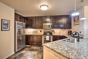 Interior - Breck Condo w/ Hot Tub Access: 6 Mi to Ski Resort! (Breckenridge)