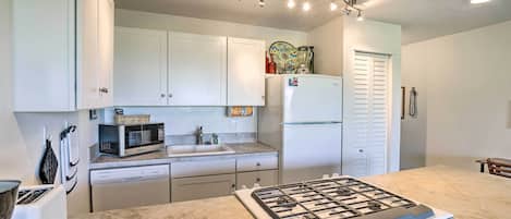 Apartment (1 Bedroom) | Interior