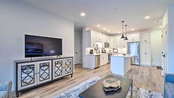 Apartment (1 Bedroom) | Interior