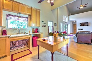 บ้านพัก (2 Bedrooms) | ภายใน