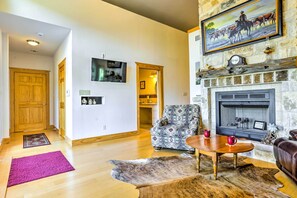 House (2 Bedrooms) | Interior - Johnson City Home w/ Hot Tub - Close to Wineries! (Johnson City)