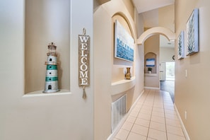 Interior - 11 Mi to Disney: Family-friendly Home in Davenport (Davenport)