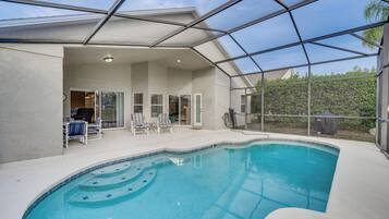 House (4 Bedrooms) | Front of property