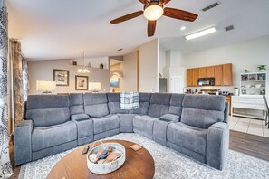 House (4 Bedrooms) | Interior - 11 Mi to Disney: Family-friendly Home in Davenport (Davenport)