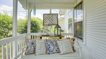 Cottage (2 Bedrooms) | Interior