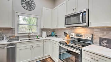 House (3 Bedrooms) | Bahagian dalam