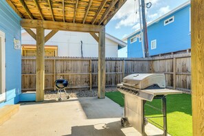 House (4 Bedrooms) | Interior - Private Pool & Furnished Deck: Port Aransas Home! (Port Aransas)