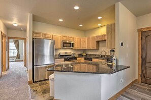 Microwave, oven, stovetop, dishwasher - Retreat w/ Mtn Views ~ 13 Mi to Winter Park! (Winter Park)