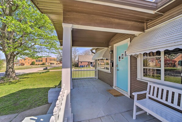 House (3 Bedrooms) | Interior - Amazing Musical Abode in Expo Square Neighborhood! (Tulsa)