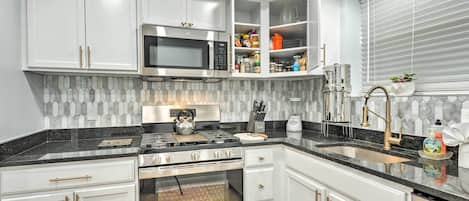 Apartment (1 Bedroom) | Interior