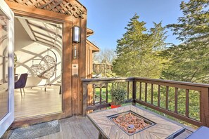 Apartment (3 Bedrooms) | Interior - Hike, Ski & Golf: Mtn-view Codo in Vernon Township (Vernon)