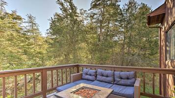 Căn hộ (3 Bedrooms) | Mặt tiền nơi lưu trú