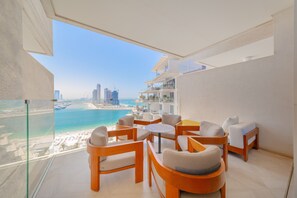 Property grounds - Amusing 2BR with Sea view at FIVE Palm (Dubai)