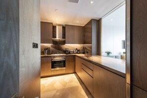 Fridge, microwave, oven, stovetop - Amusing 2BR with Sea view at FIVE Palm (Dubai)