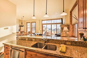 Apartment (4 Bedrooms) | Interior