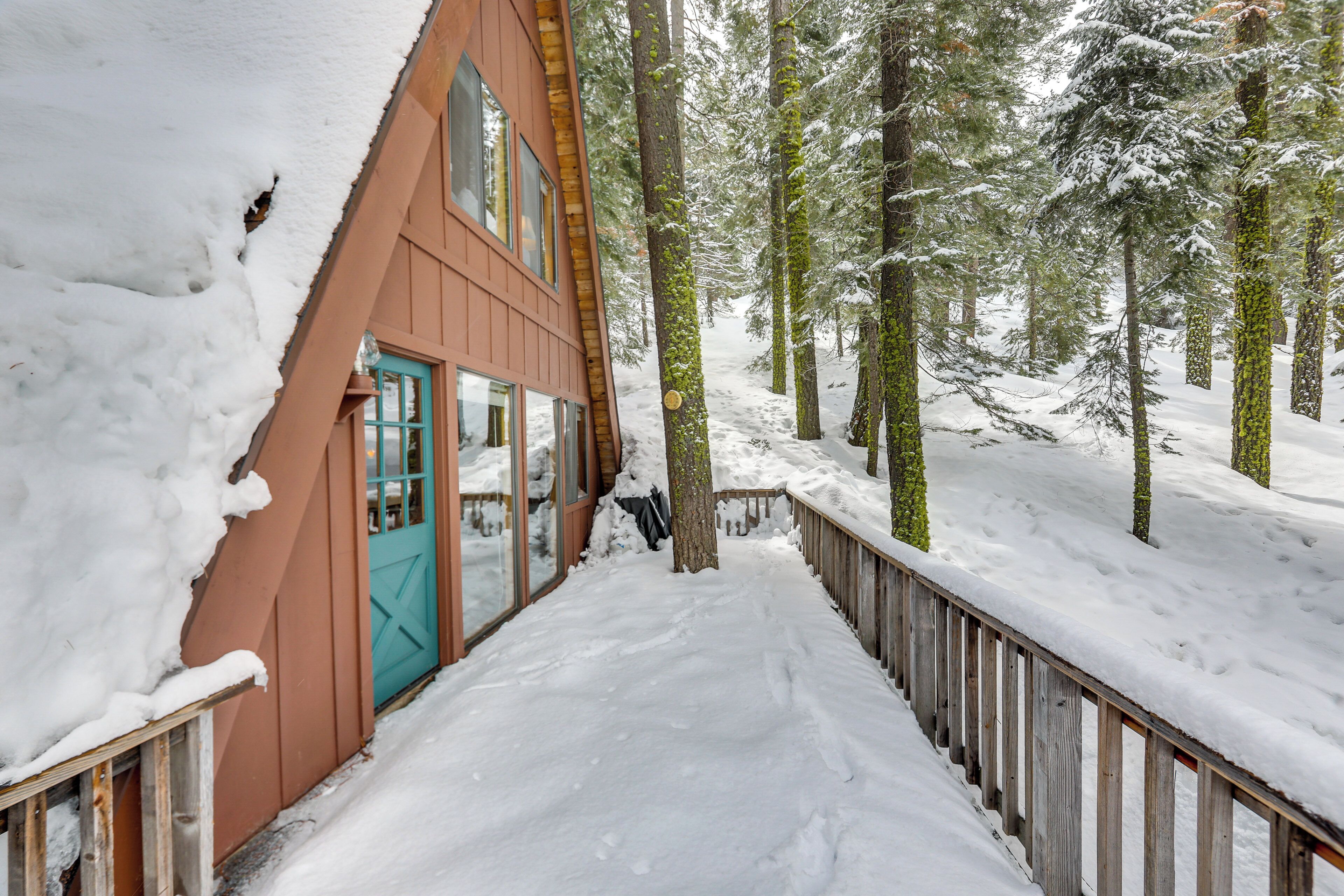 House (5 Bedrooms) | Interior