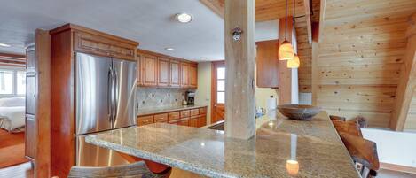 House (5 Bedrooms) | Interior