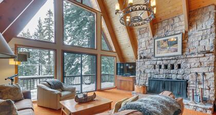 Rustic Truckee Cabin w/ Donner Lake Views!