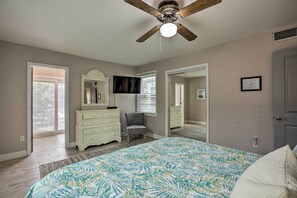 House (3 Bedrooms) | Interior - St Augustine Home w/ Private Pool: 4 Mi to Beach! (St. Augustine)