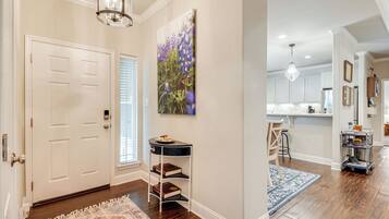 Apartment (3 Bedrooms) | Interior