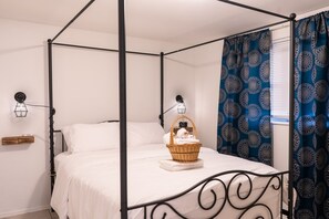 2 makuuhuonetta, silitysrauta/-lauta, Wi-Fi, vuodevaatteet