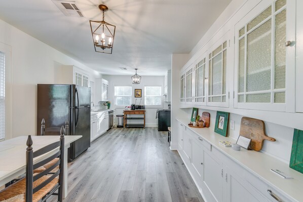 House (2 Bedrooms) | Interior - Waco Vacation Rental Near Magnolia Market (Waco)