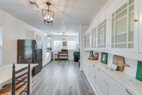 3 Mi to Baylor U: Home w/ Shared Yard