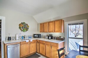 Micro-ondes, four, plaque de cuisson, lave-vaisselle