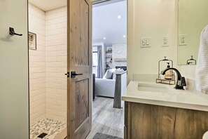 Apartment (2 Bedrooms) | Interior - Chic Condo w/ Fireplace: Walk to Main Street! (Frisco)