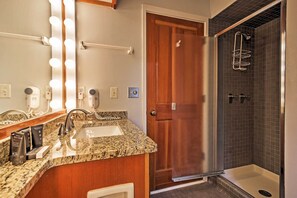 Interior - Hot Tub & Grilling Area: Keystone Townhome! (Keystone)