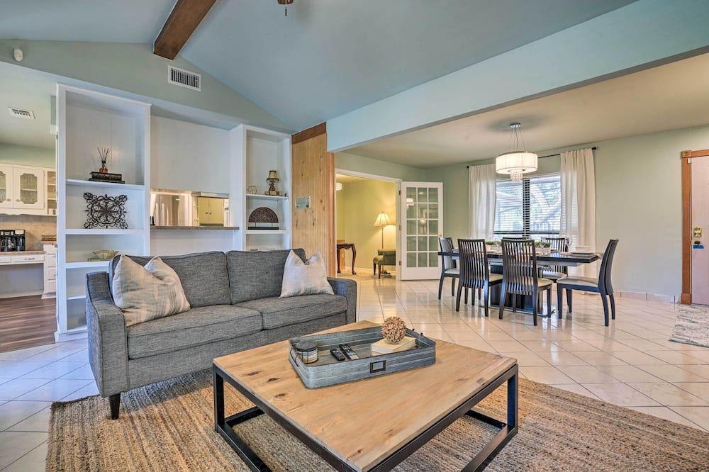 Lovely San Antonio Home ~ 13 Mi to Downtown! - Palo Duro Canyon, TX