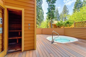Interior - 2 Mi to Burnt Cedar Beach: Incline Village Condo (Incline Village)