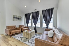 Casa (3 Bedrooms) | Interior