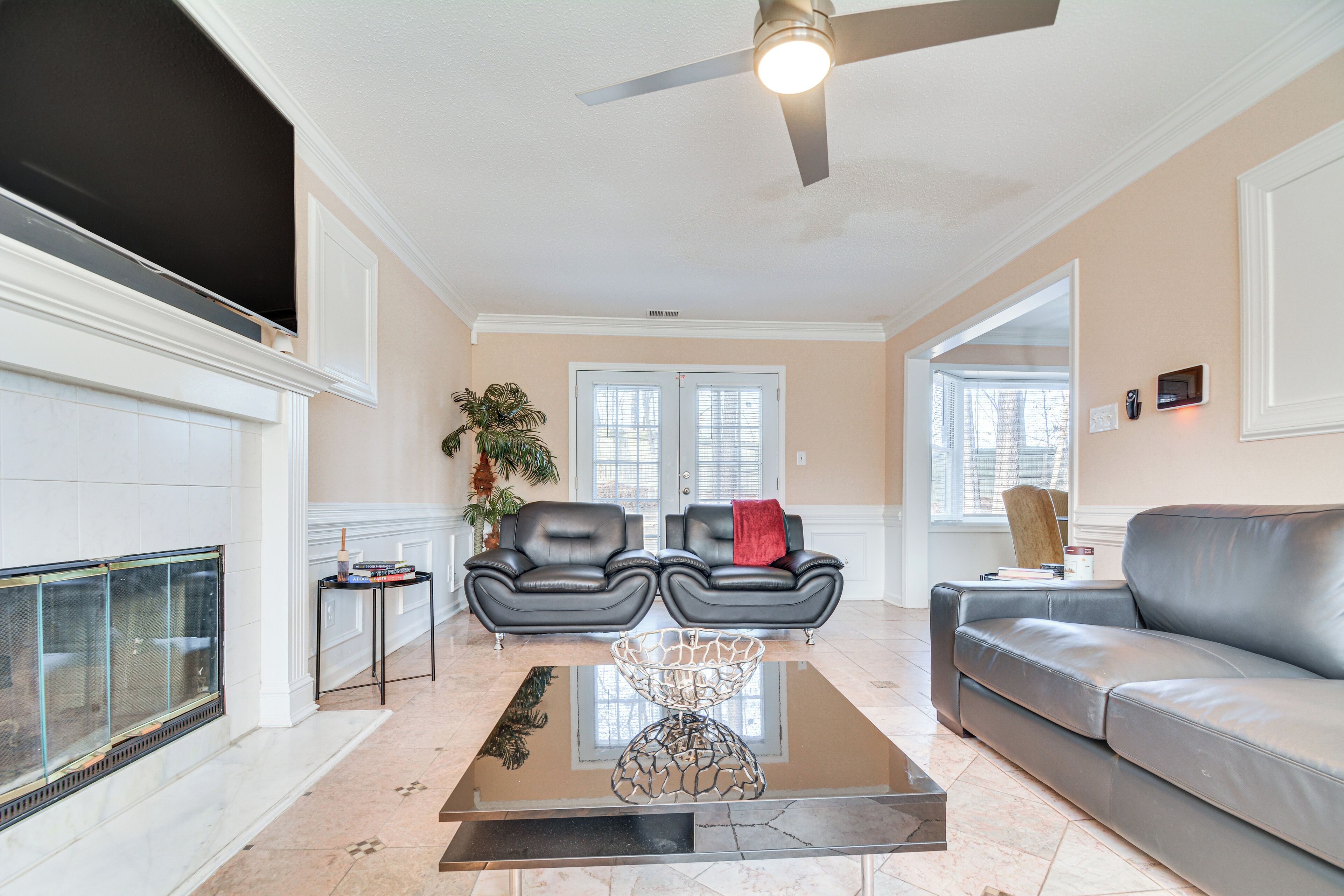 House (3 Bedrooms) | Interior