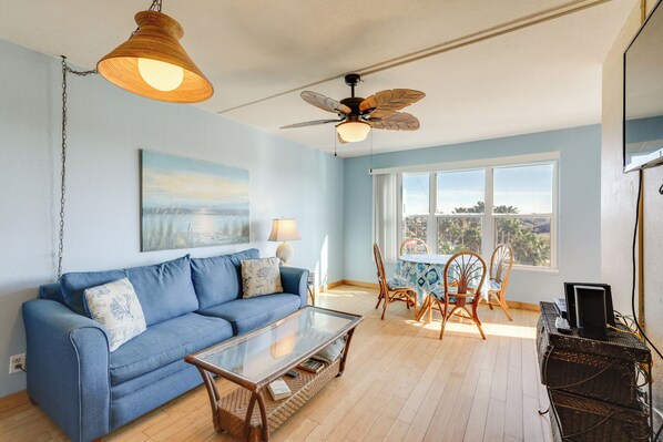 Apartment (1 Bedroom) | Front of property - South Padre Island Condo - Walk to Beaches! (South Padre Island)