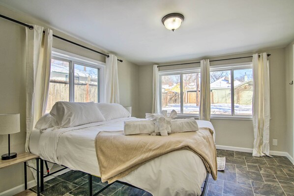 2 Schlafzimmer, Bügeleisen/Bügelbrett, Bettwäsche