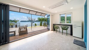 Basic Room, 2 Bedrooms (101) | 1 bedroom, free WiFi - Changwon 055 Poolvilla (Changwon)