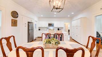 Nhà (2 Bedrooms) | Nội thất