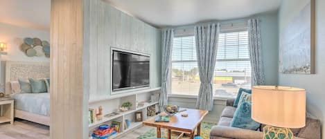 Apartment (0 Bedroom) | Interior