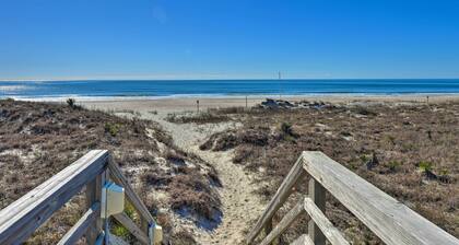 Emerald Isle Resort-style Condo: Walk to Beaches!