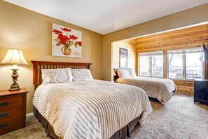 2 chambres, espace de travail pour ordinateur portable