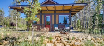 Cozy Fraser Cabin w/ Views & Moose Sightings!