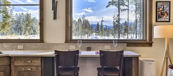 Cozy Fraser Cabin w/ Views & Moose Sightings!