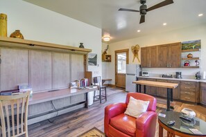 House (1 Bedroom) | Interior