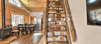 Tasteful Log Cabin Retreat on Lake Pagosa!