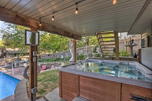 Family-friendly Omaha Oasis ~ 10 Mi to Dtwn!