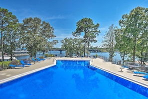 Apartment (2 Bedrooms) | Interior - Updated Lake Daze Condo w/ Amazing Pool! (Hot Springs)