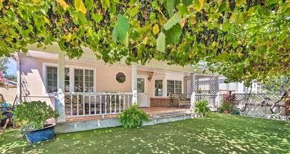 Romantic Pasadena Home w/ Covered Porch!