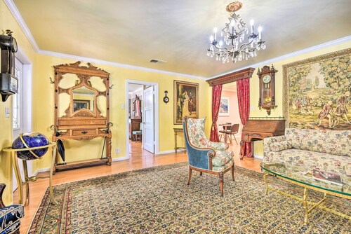Romantic Pasadena Home w/ Covered Porch!