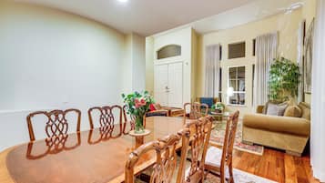 Casa (5 Bedrooms) | Parte interna